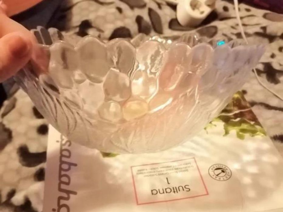 Салатник новий Sultana