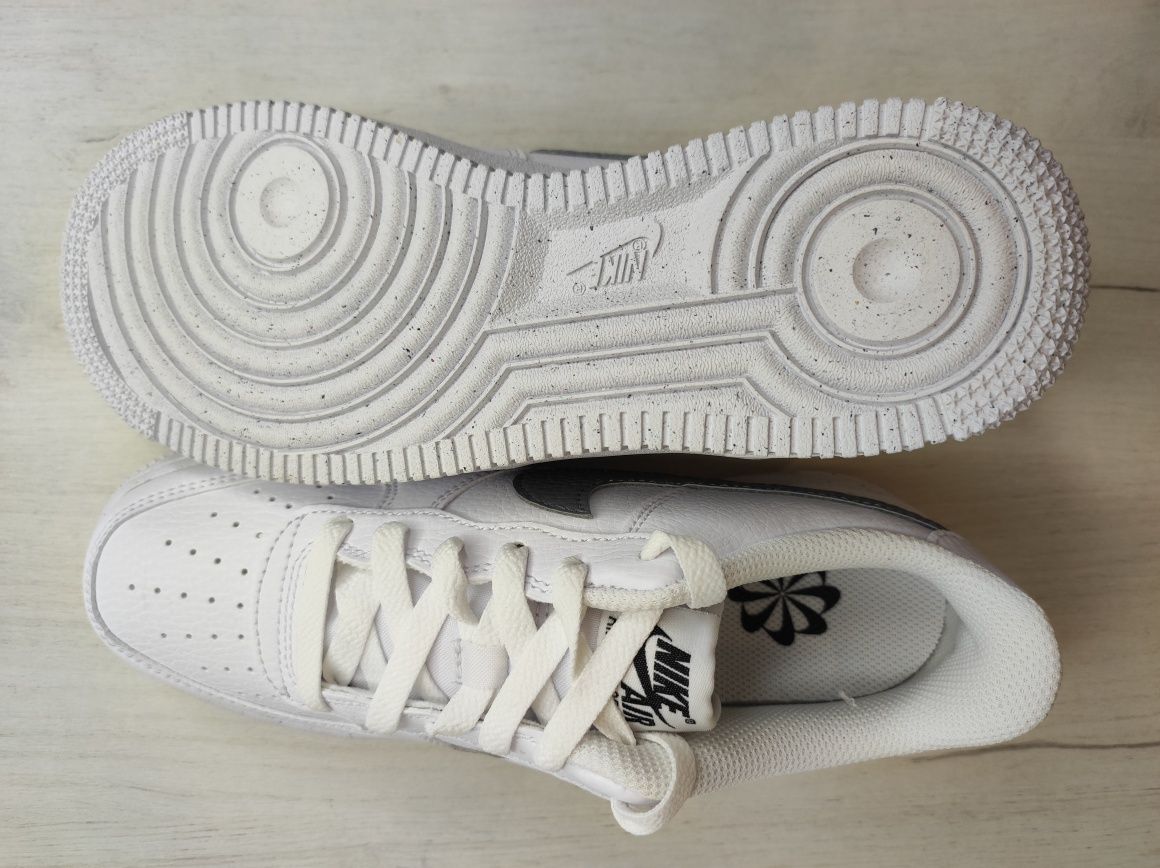 Кросівки жіночі Nike Air Force 1 Gs (FD0694-100)