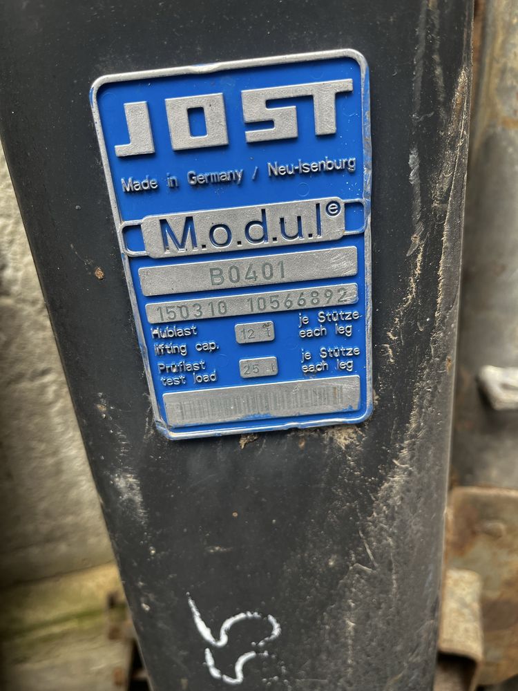 Лапи опорниє полуприцепа JOST MODUL
