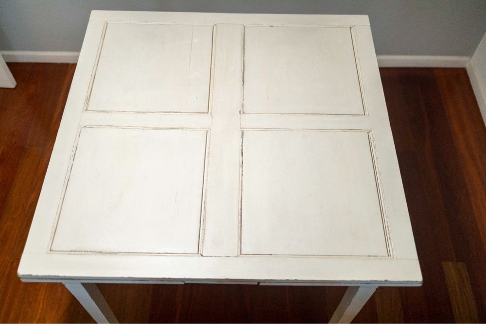 Mesa vintage recuperada quadrada e extensível
