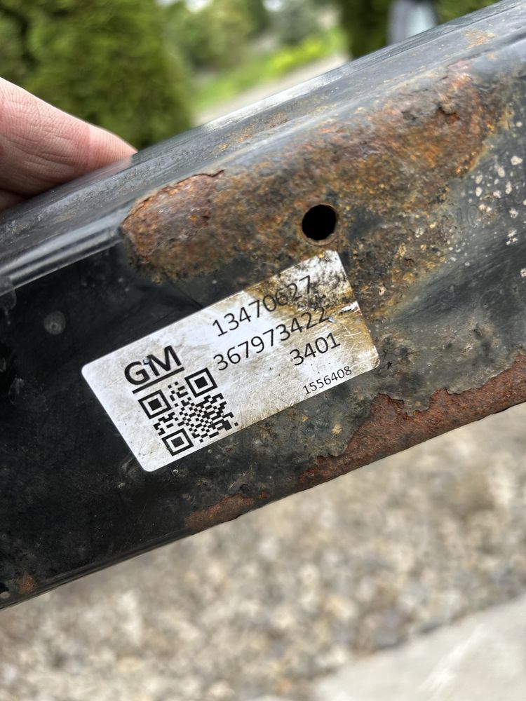 Підрамник передній opel zafira c 1.6d 13327070
