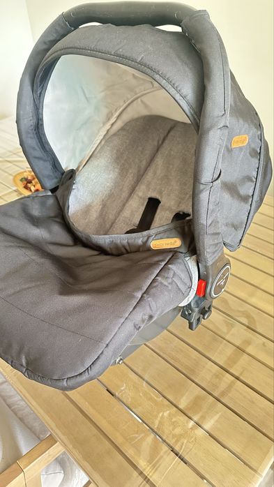Carro de bebe Pierre Cardin