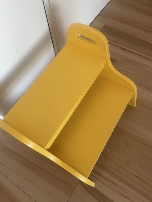 Escadote 2 degraus para criança