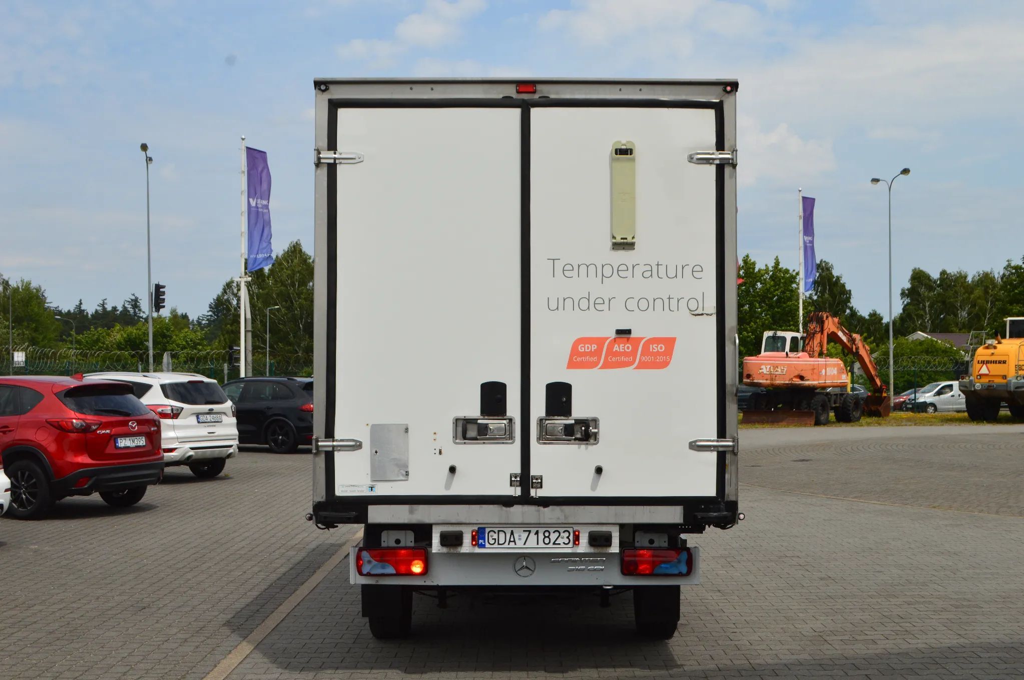 Mercedes-Benz Sprinter  [14298] TGX 18.440 , standard, polski salon, niski przebieg, Euro 6.