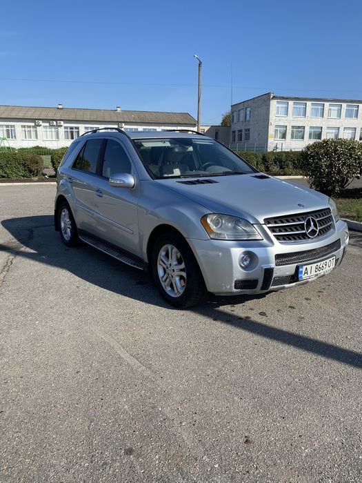 Мерседес ML 350 состояние хорошое