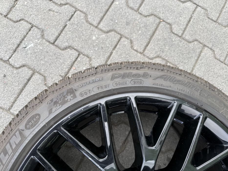 Koła zimowe Ford Mustang 19 Performance Michelin Alpin z czujnikami