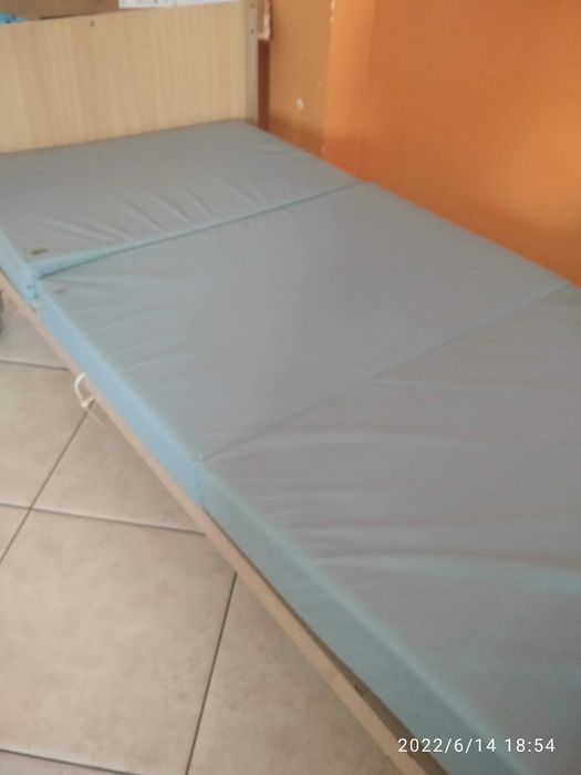 Cama articulada manual - usada