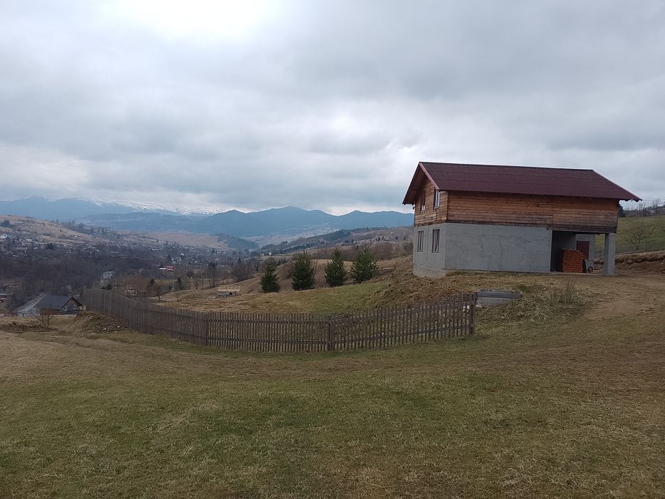 Продам будинок біля Буковелі і Драгобрата