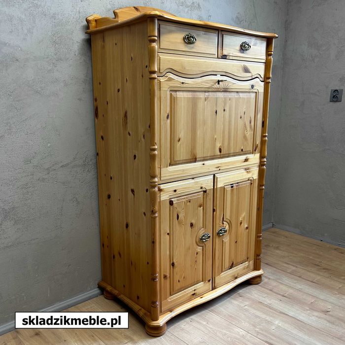 030525 Skandynawski sekretarzyk sosnowy zamykany blat