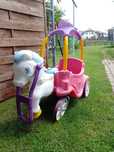Kareta karoca little tikes koń konik