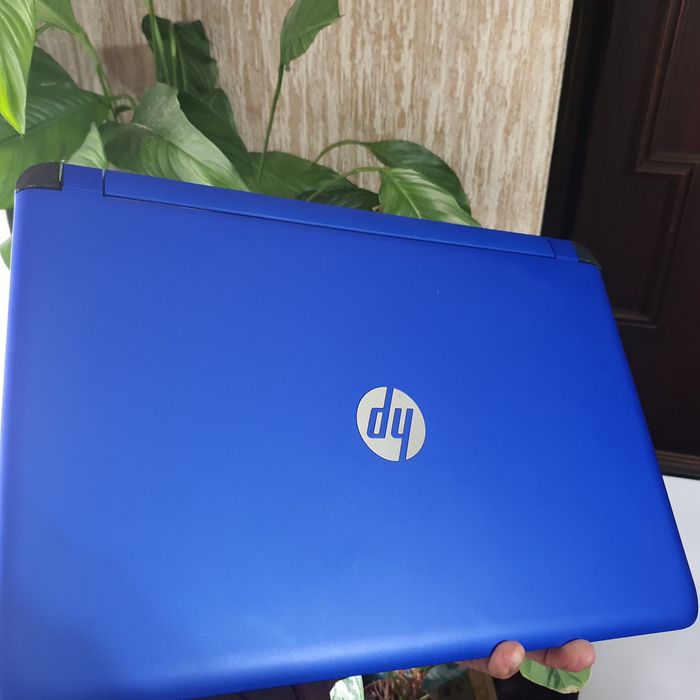 Portátil HP Azul 15"