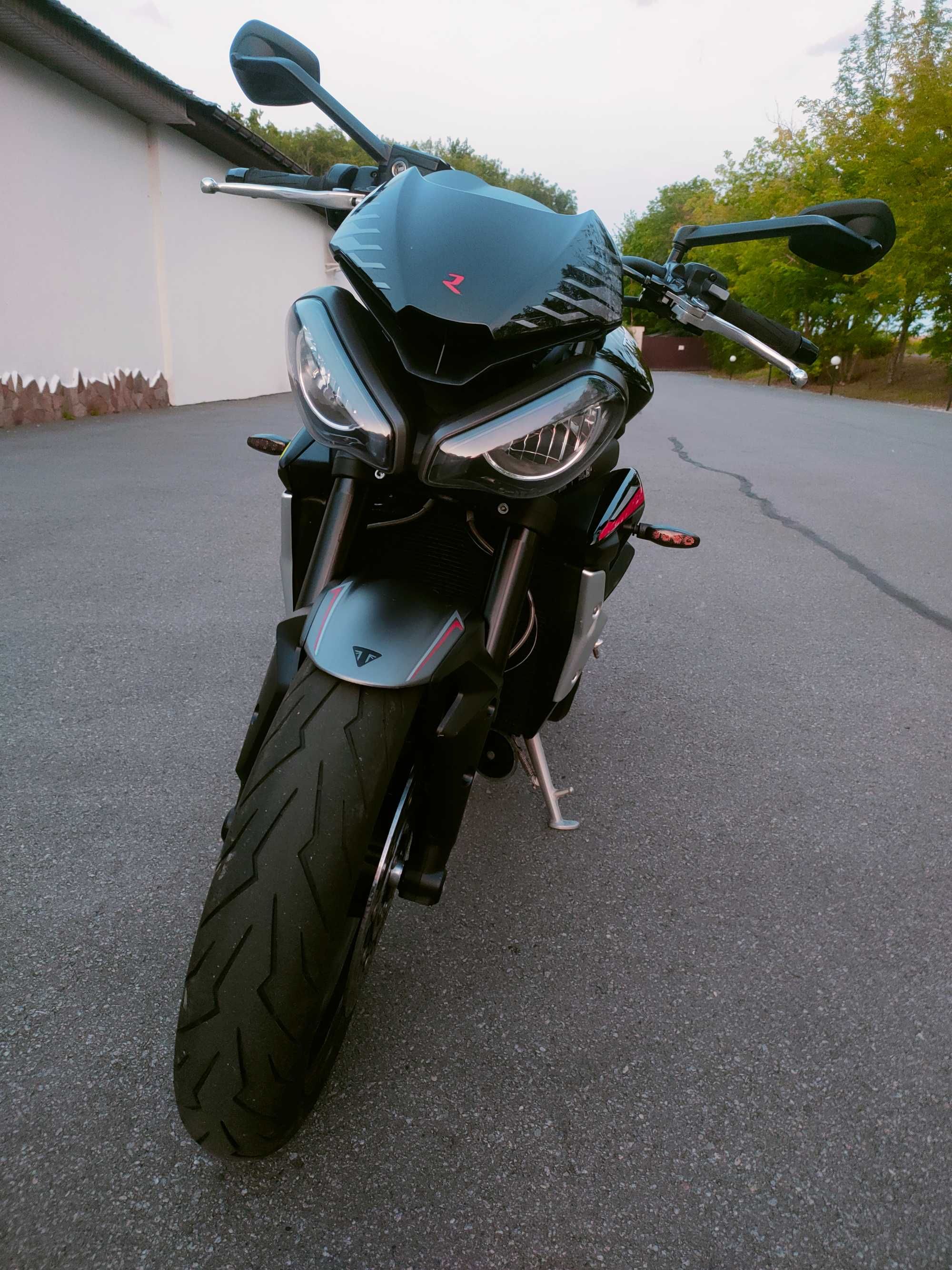 2020 TRIUMPH Street Triple 765 R