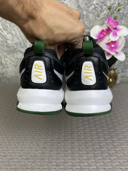 Nike Air Max кроссовки 42 размер спортивные серые оригинал