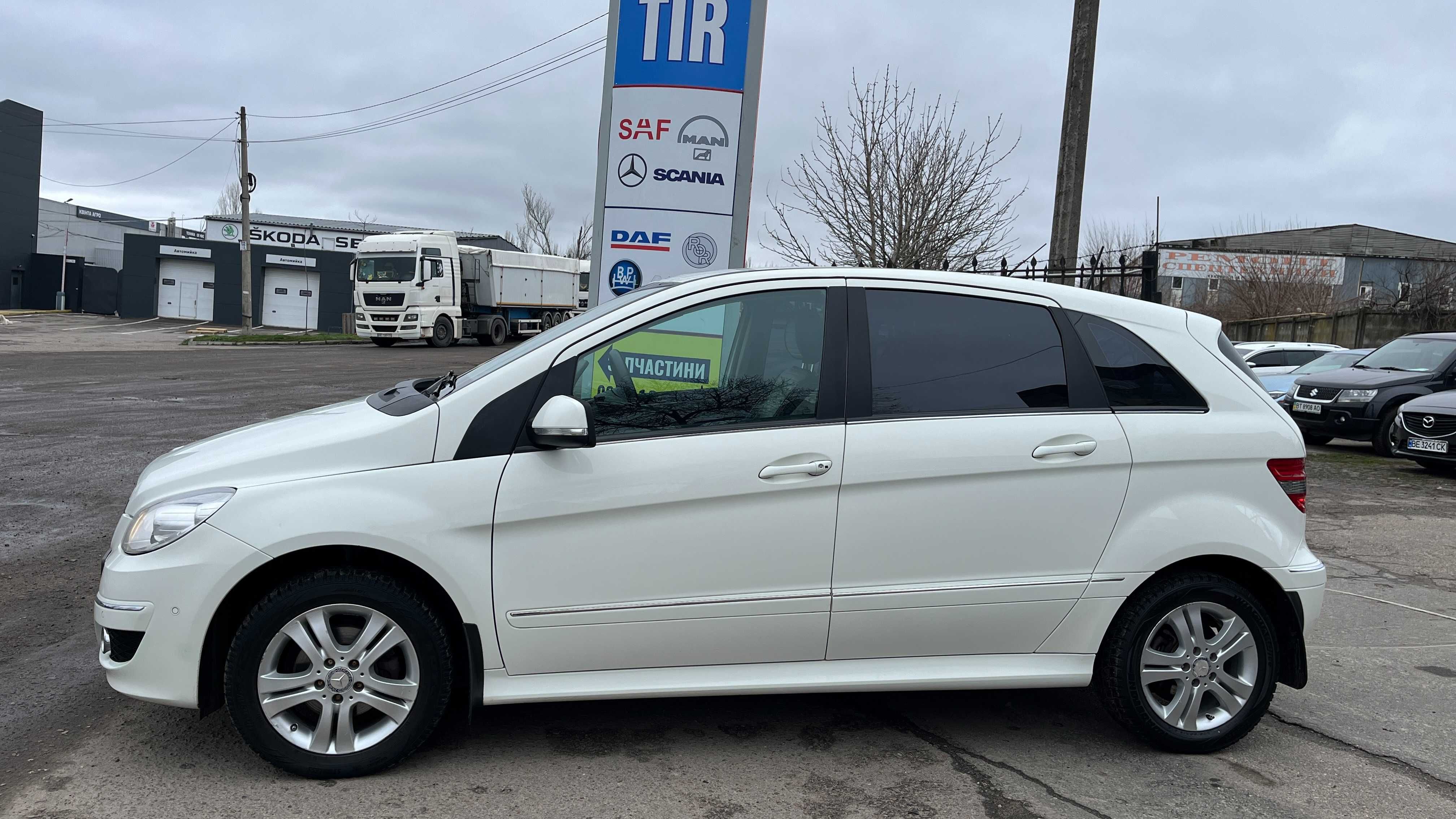 Продам автомобіль Mercedes-Benz B-Class 180 , 2010 г. Автомат