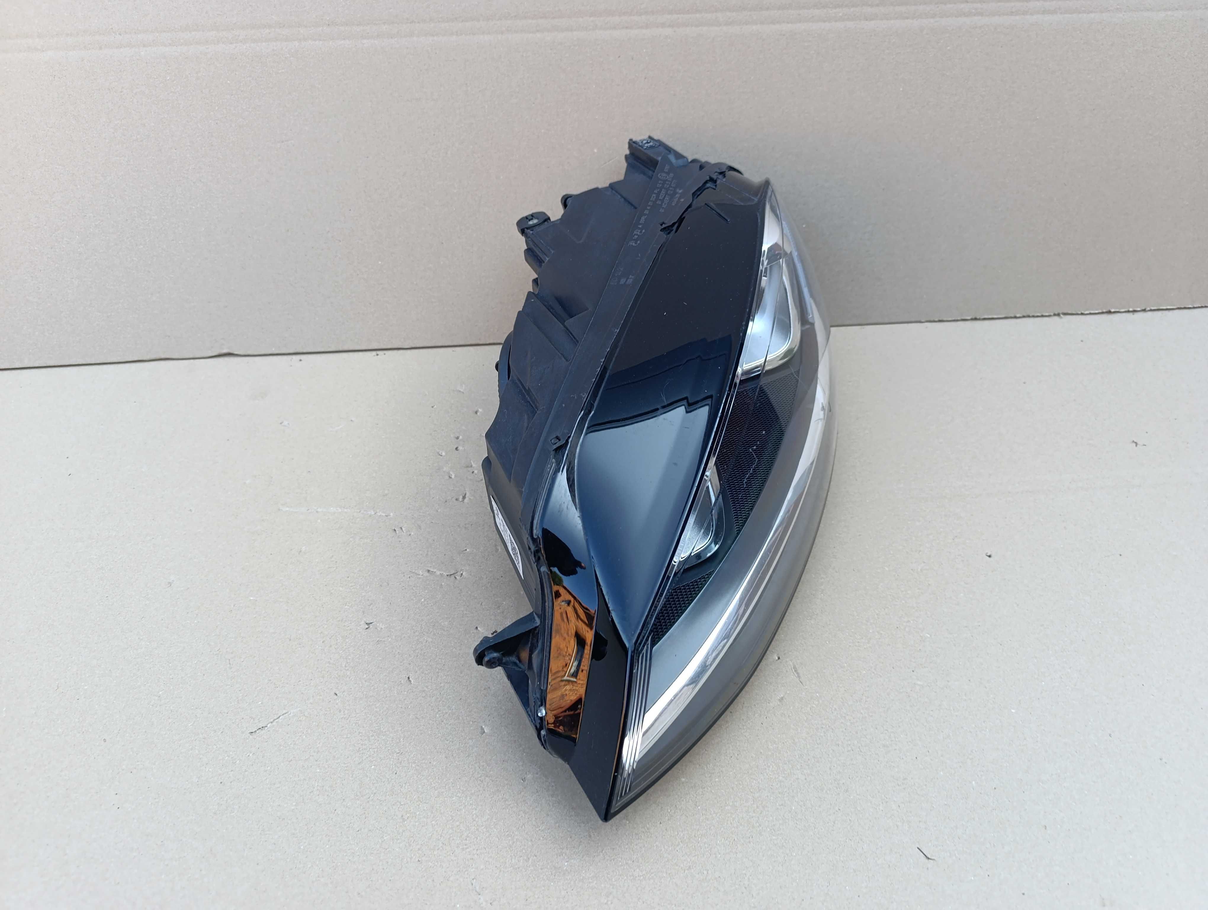 VW Golf VII lampa lewa przód przedni reflektor xenon 5G1.941.031