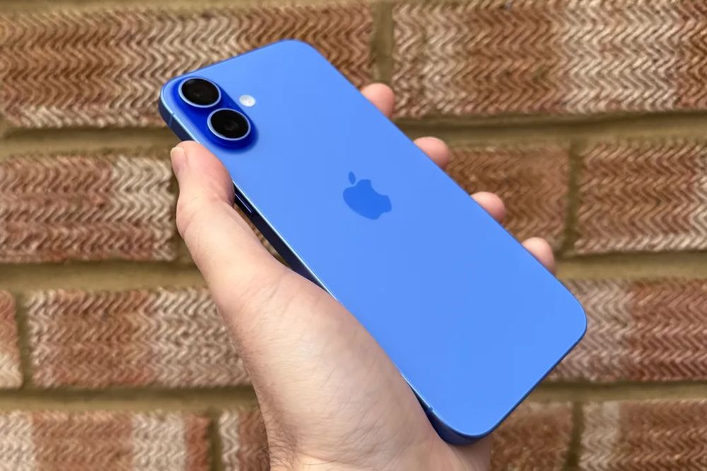 Продам Iphone 16 128gb