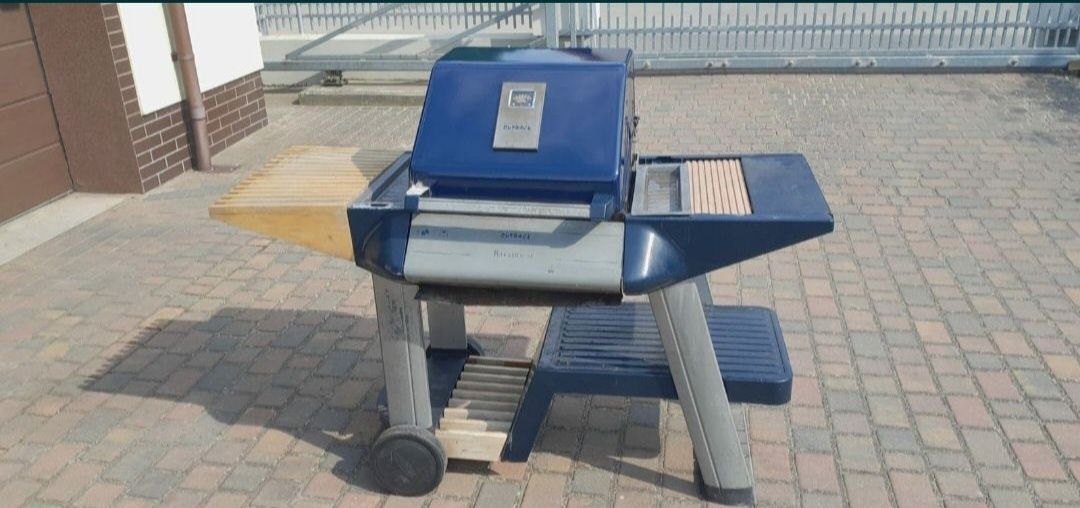 Grill węglowy Bakehouse