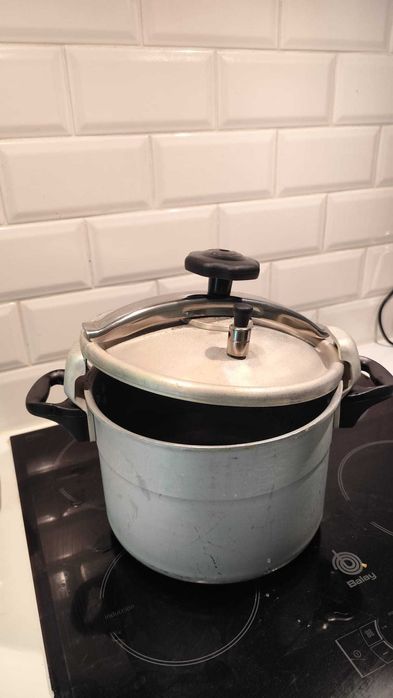 Panela de Pressao de grande capacidade 12Lts