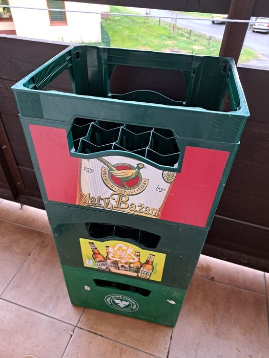 3 Skrzynki, kraty, transporter na butelki