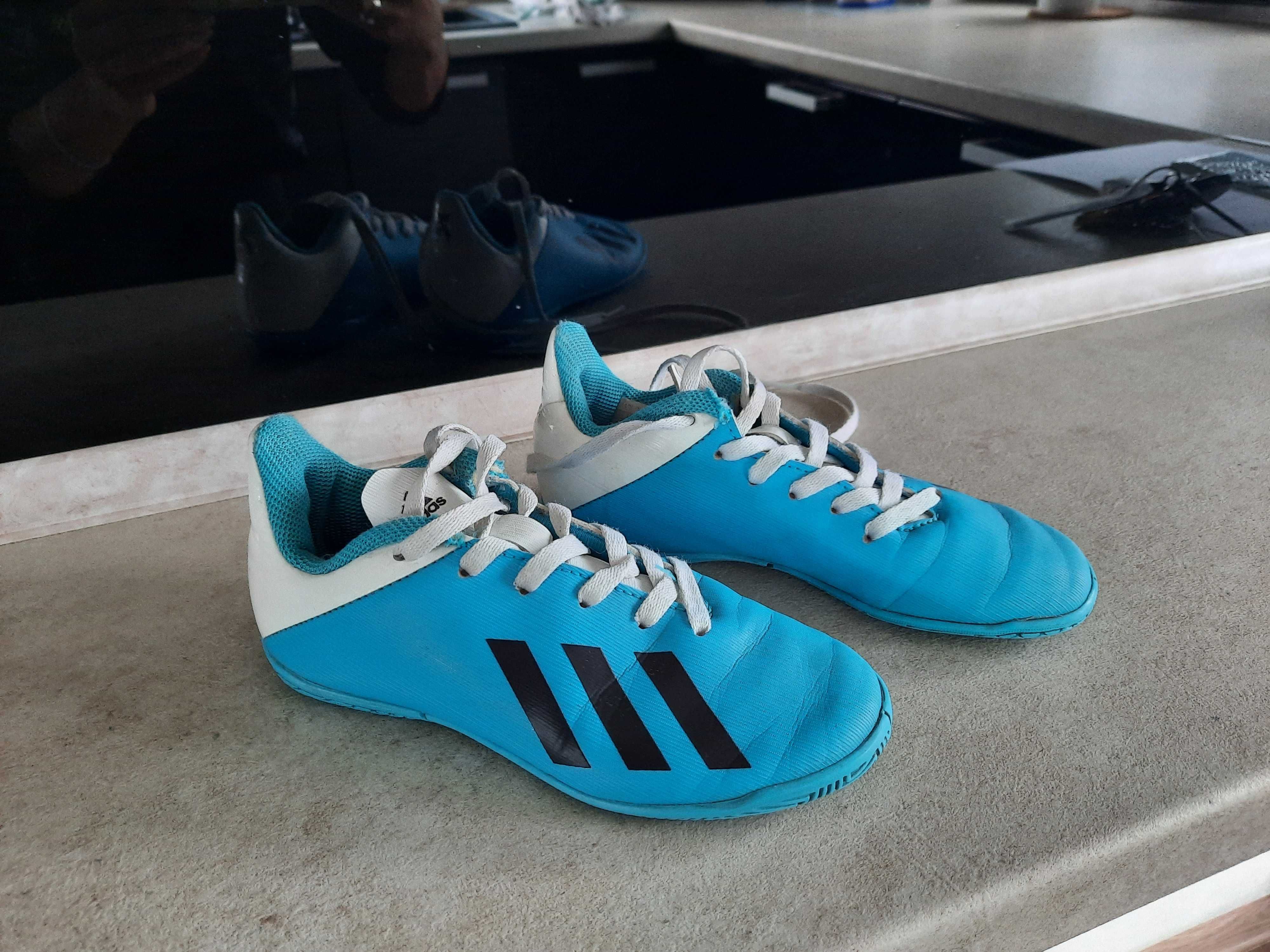 Halówki Adidas rozmiar 30