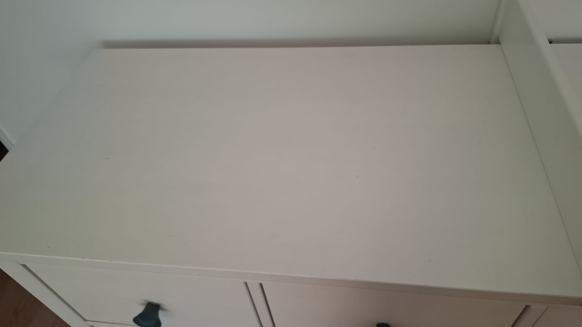 Cómoda HEMNES com trocador de fraldas
