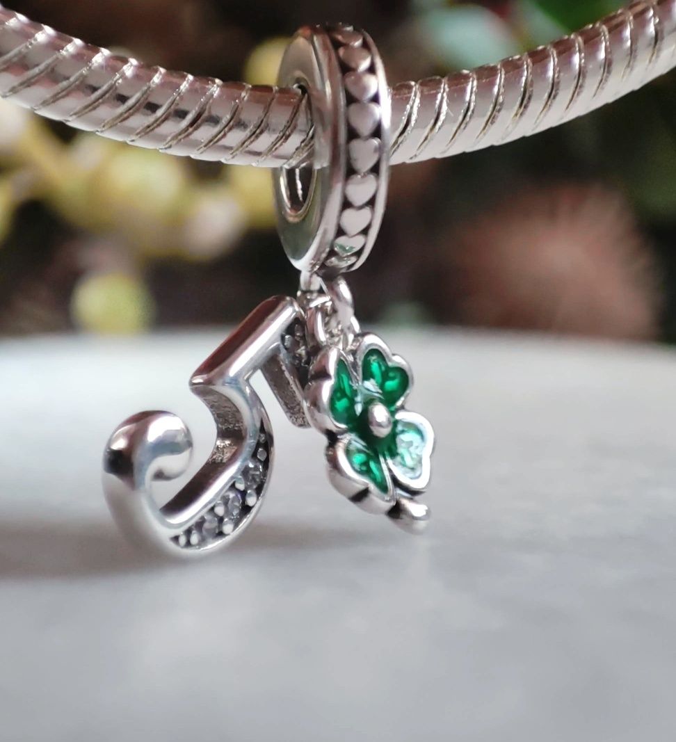 Charms srebro 925 szczęśliwy numer 5 piątka koniczyna na Pandora