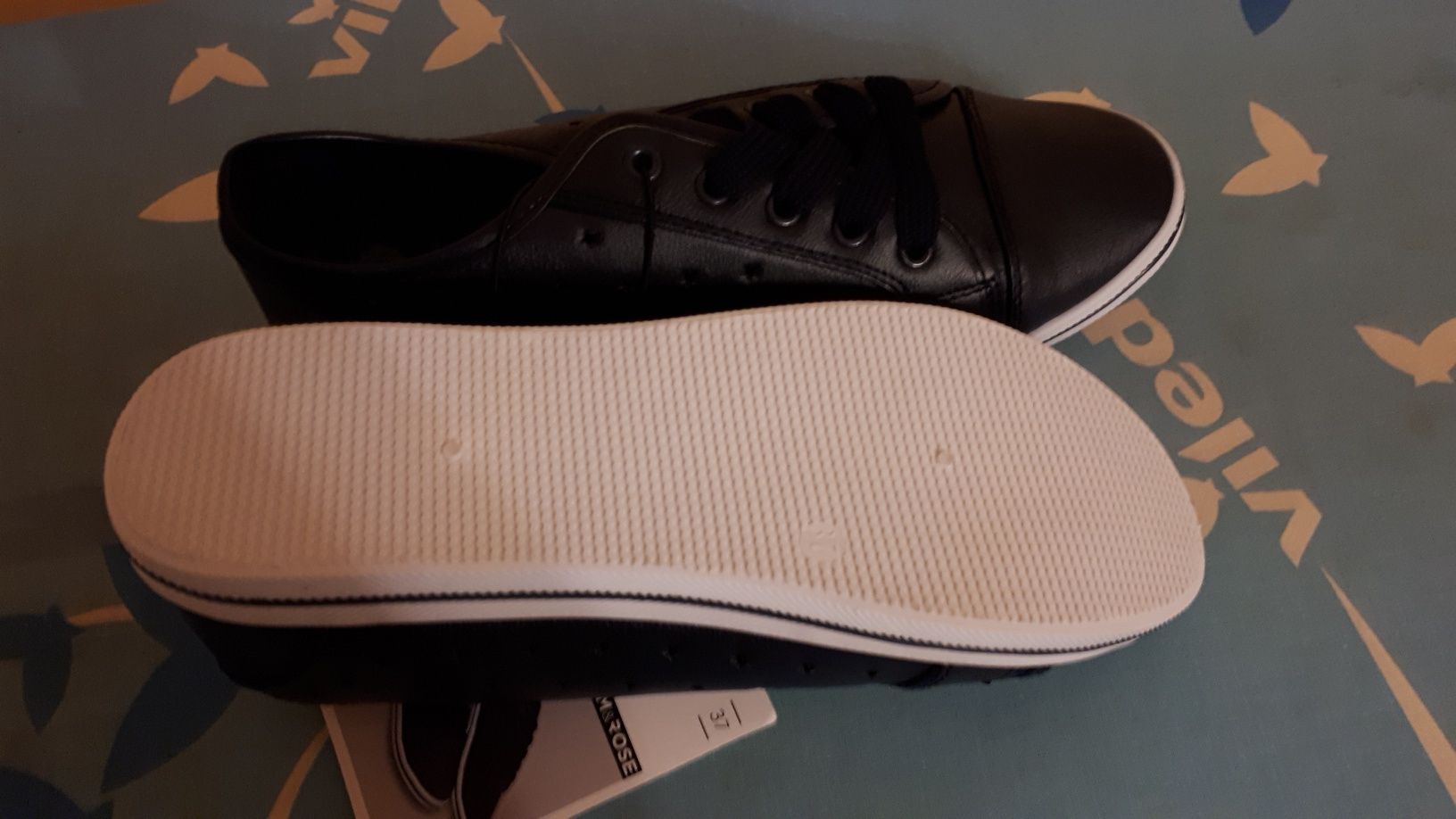 NOWE buty, buciki, tenisówki dla dziewczynki rozm. 37