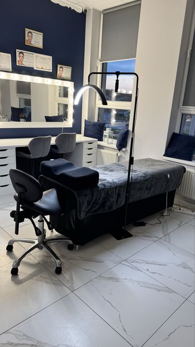 Leżanka łóżko kosmetyczne, poduszka noble lashes, przescieradlo gratis