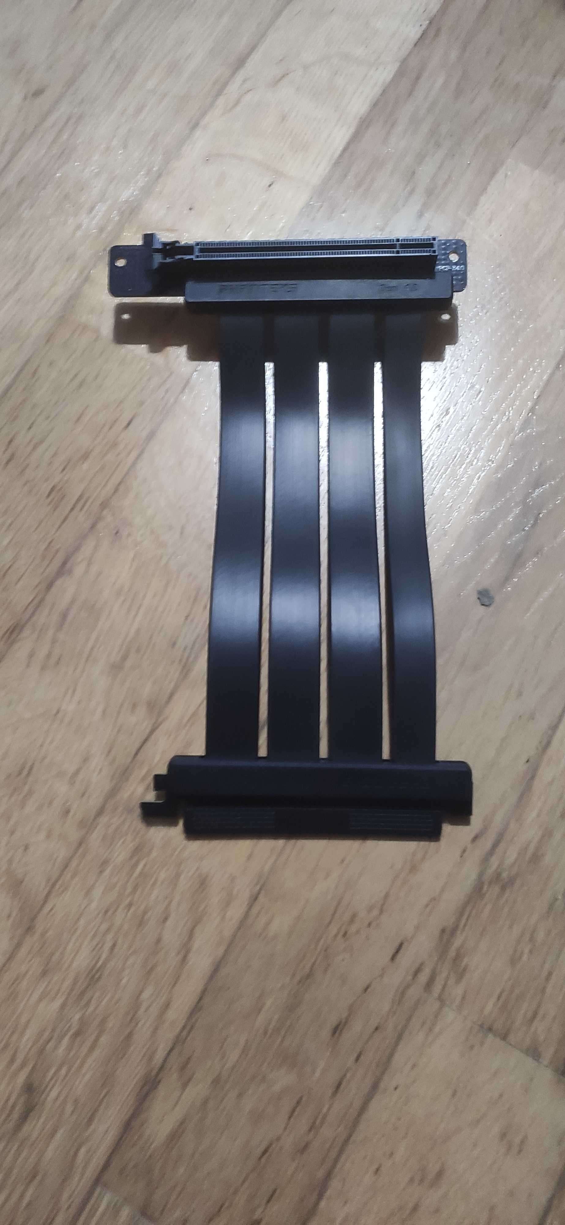 Card Riser Phanteks PCI-E 4.0 x16, 90º, 22cm