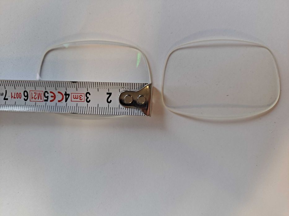 szkła do okularów korekcyjnych z antyreflexem lewe i prawe +0,75 L+P