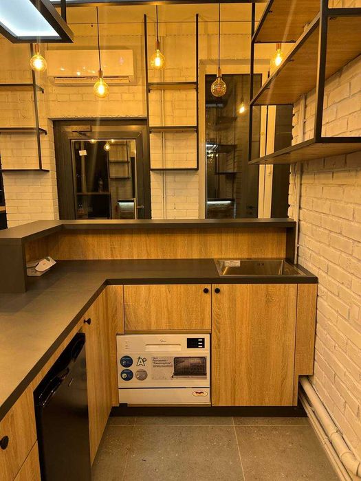 Мебель для кофеен/кафе/баров в стиле лофт/столы/стеллажи/барные зоны