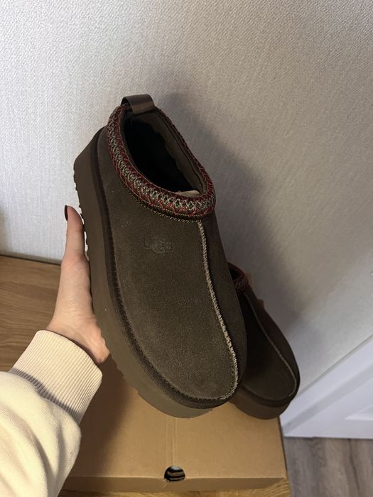 Ugg Tazz II Sand / Dusted Cocoa оригінал 24,5см