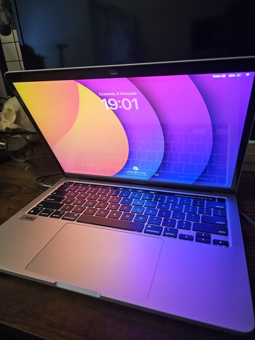 Macbook Pro A2338 M1 16GB ram/256GB SILVER