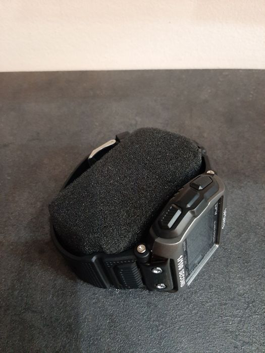 Zegarek męski elektroniczny