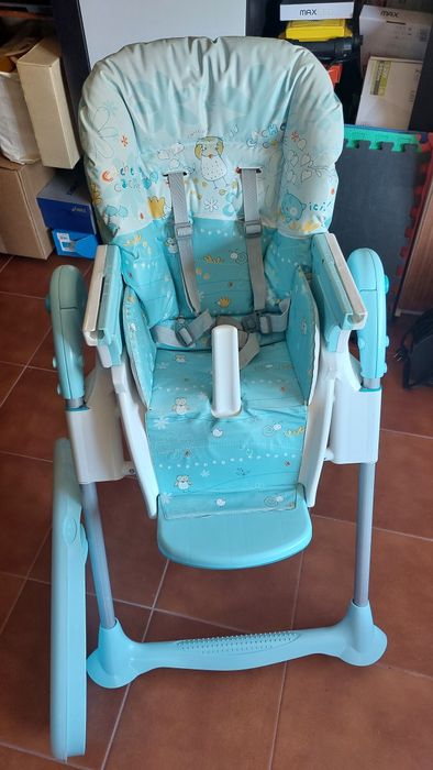 Cadeiras de refeiçoes para criança + assento para carro