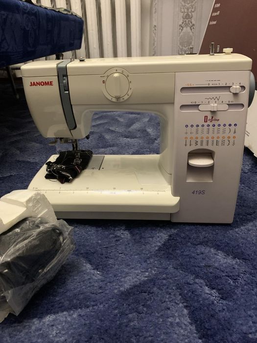 Швейна машинка Janome 419s