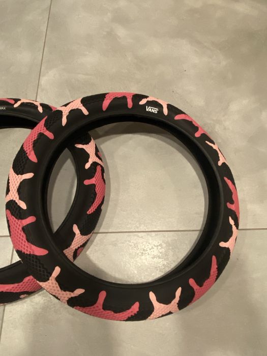 Cult Opona X Vans Pink Camo 20