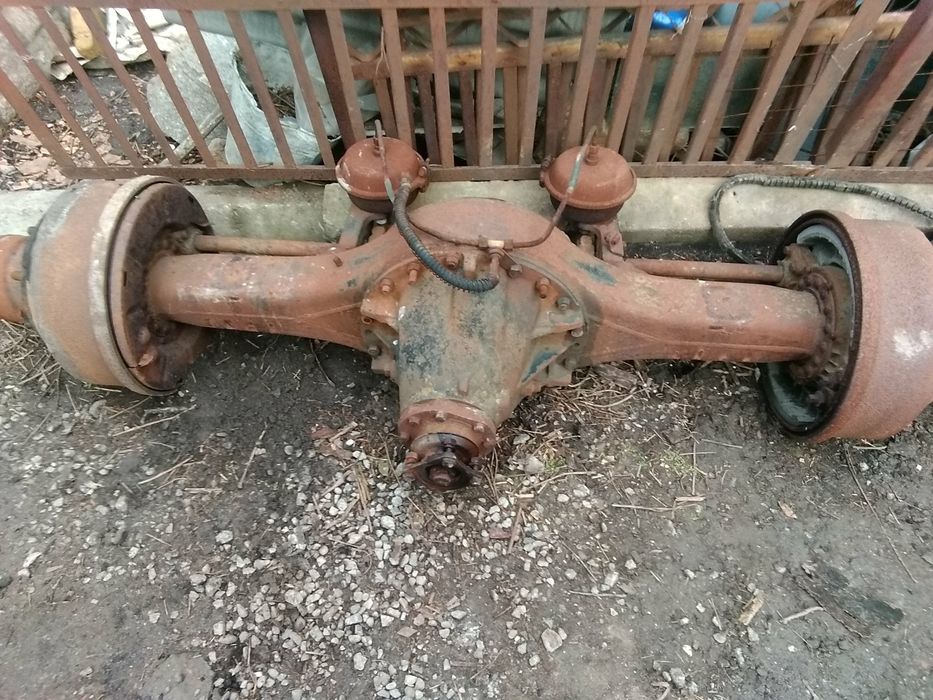 Задній міст на ЗИЛа