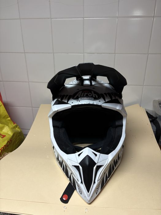 Capacete motocross enduro cross airoh moto mota