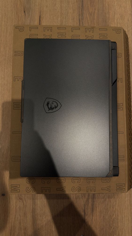 Laptop MSI Cyborg A12VE-057PL
