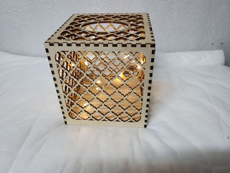 Drewniana lampka Led