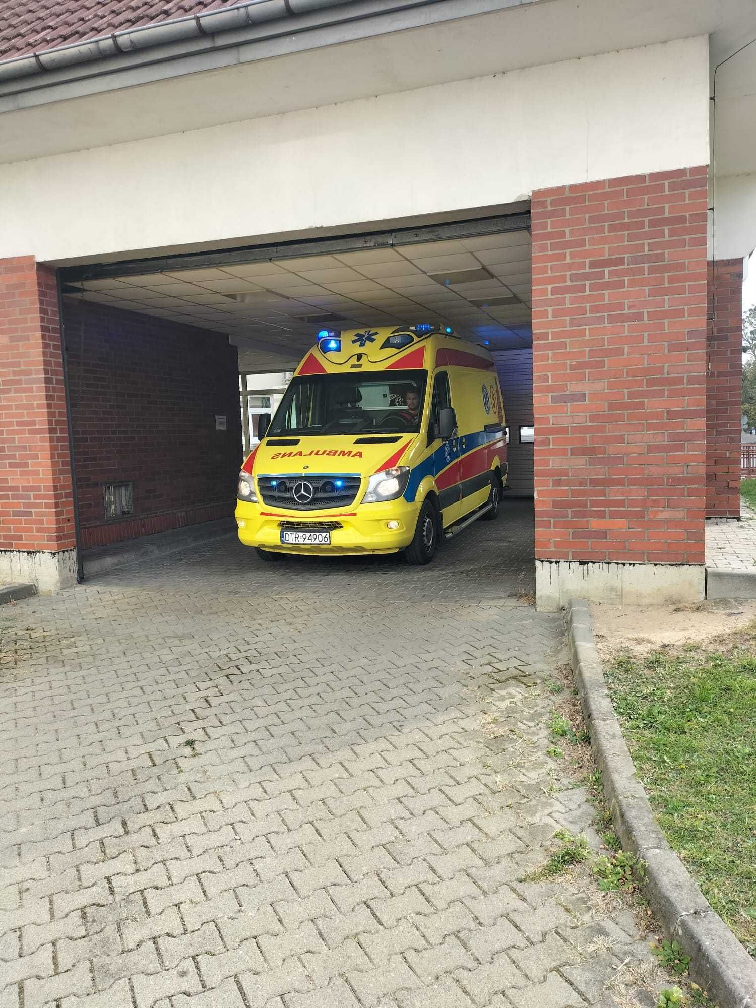 Transport  karetką wynajem ambulans transport chorych z OC sprawcy