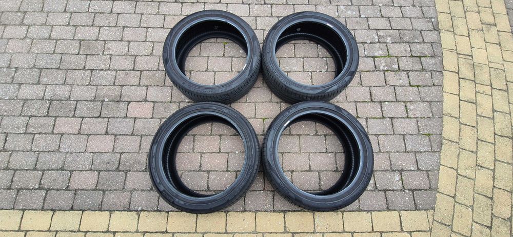 Opony Pirelli Cinturato P7 2025/235/40 R19 96W  przebieg 5100