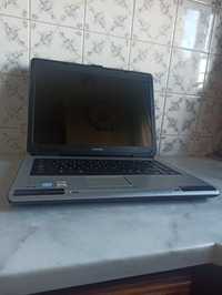 Portátil TOSHIBA Satellite L40 - 18 L