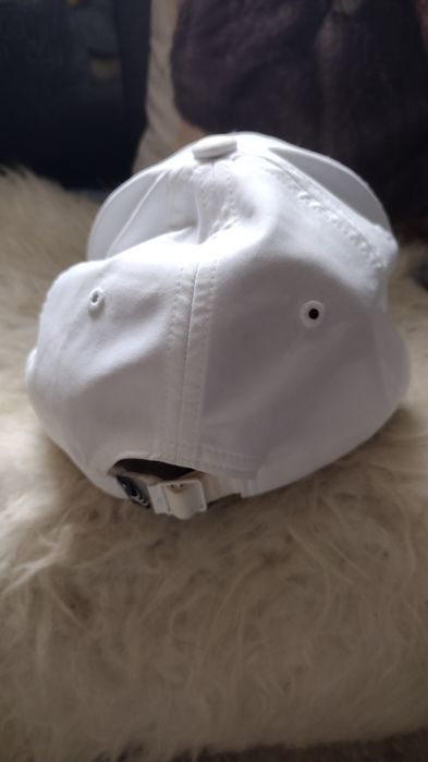 Biała Czapka z daszkiem Adidas