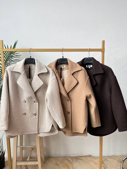 Пальто піджак з натуральноі шерсті ітплійського бренду Clothe Клозе
