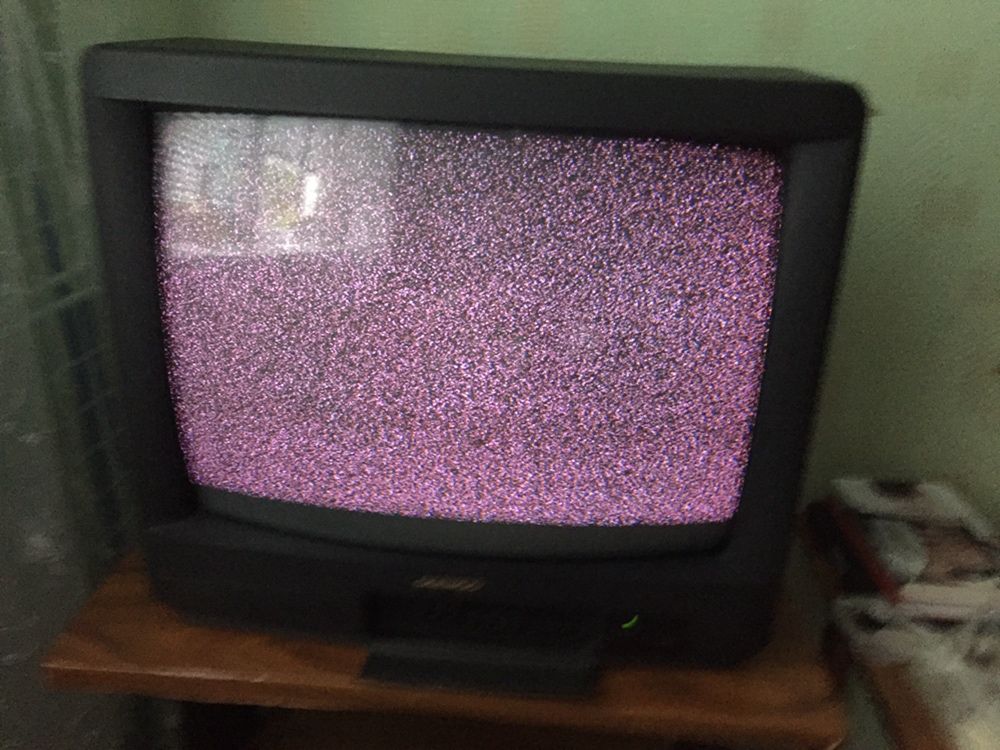 Цветной телевизор, как новый.Производство  Южная Корея.