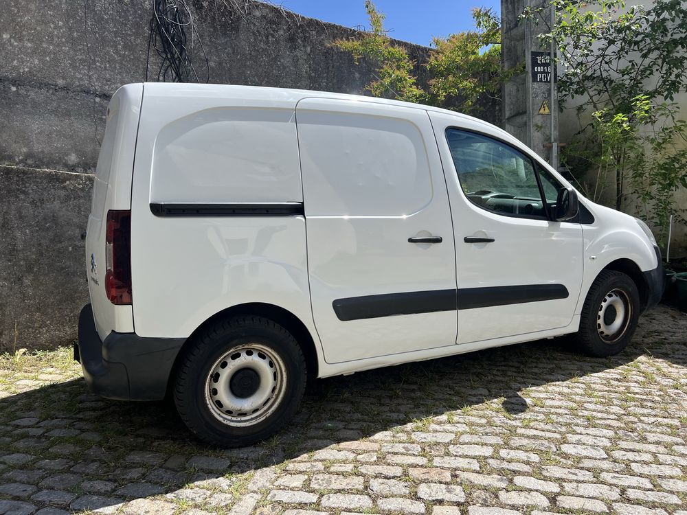 Engate de reboque Citroen Berlingo, Peugeot Partner, completo original