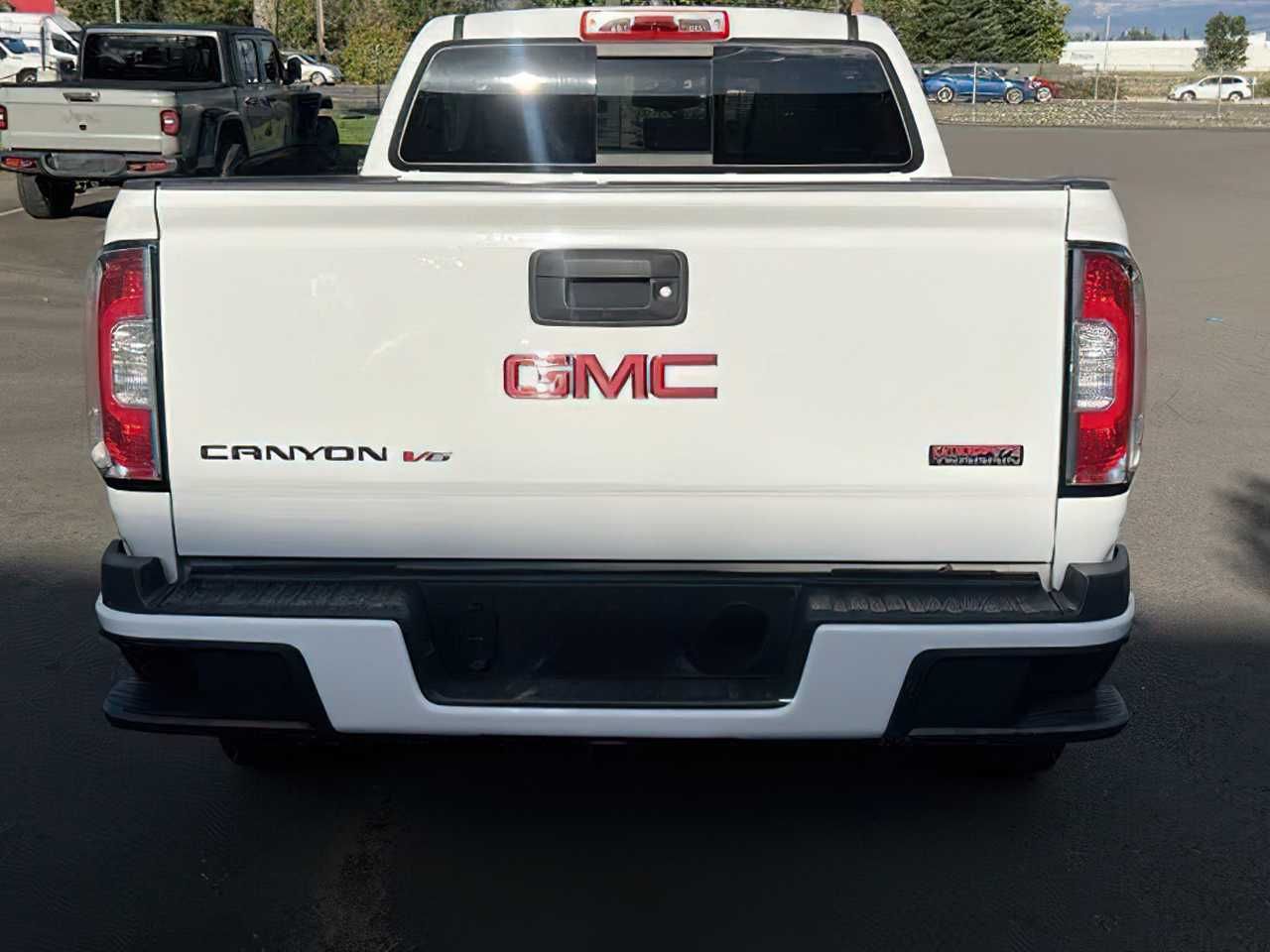 GMC Canyon      2018