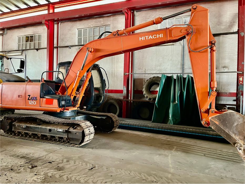 Escavadora Hitachi 120